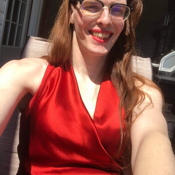 Meet the Posher - Picture 3 of 10